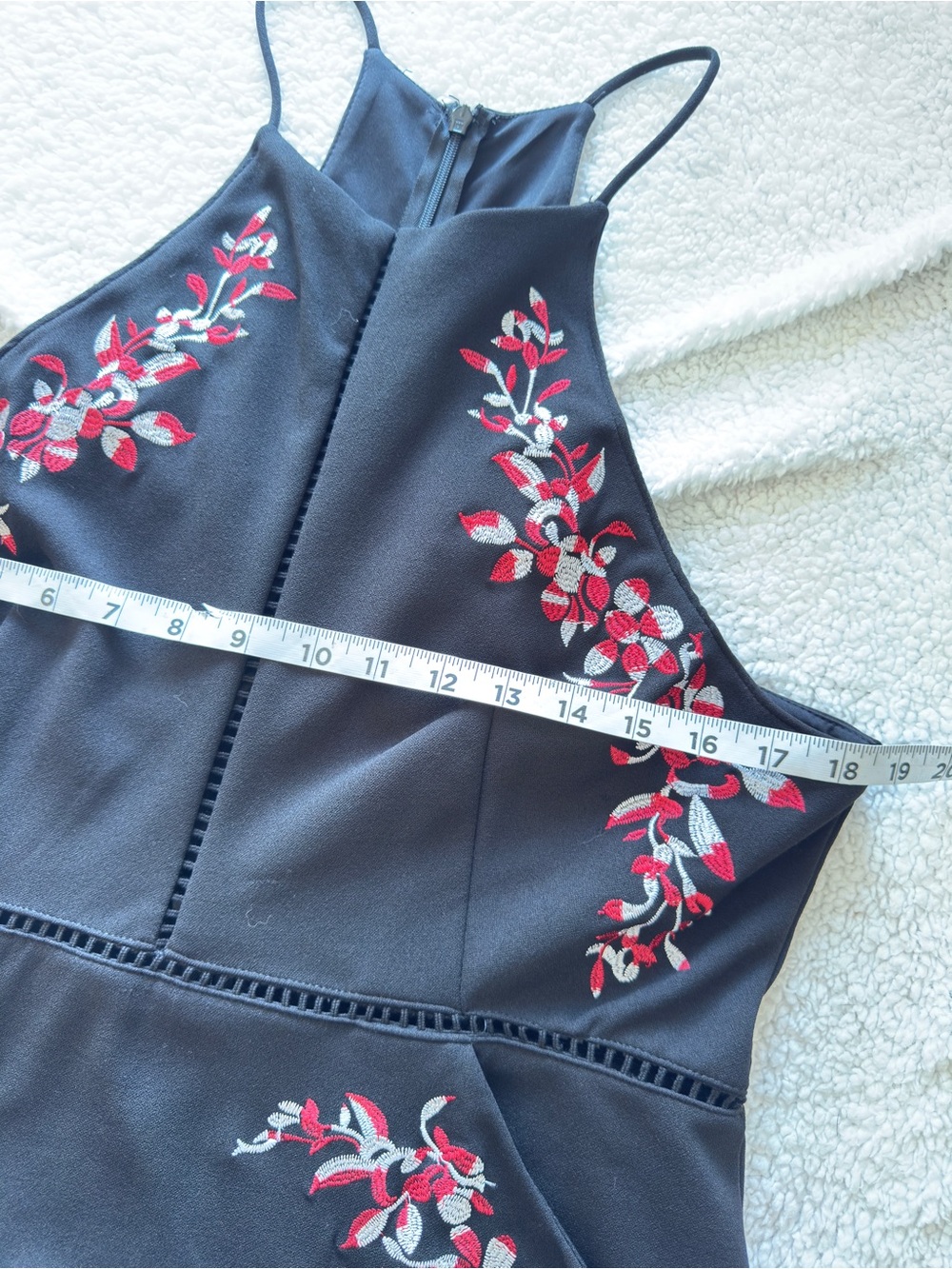 Bisou Bisou Black Halter knee length Dress-Red & White Floral Accents 16 Y2K - Picture 10 of 11